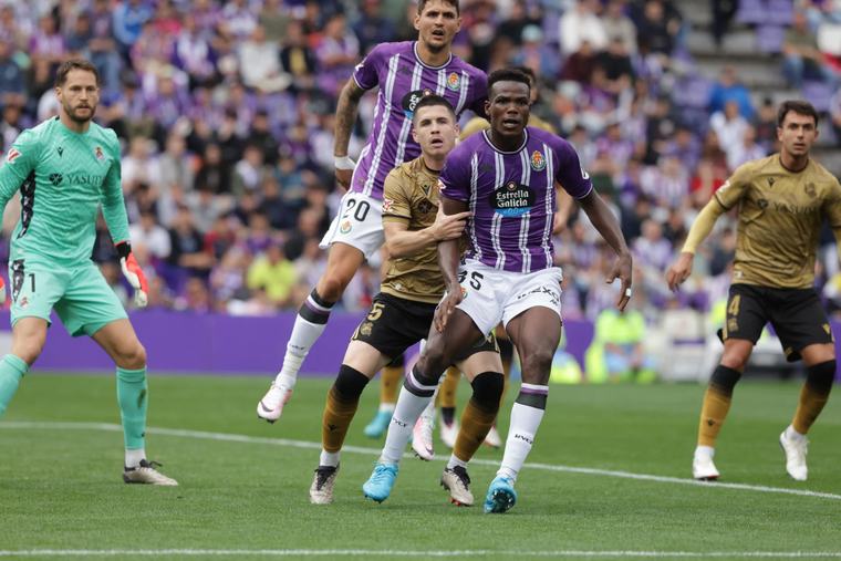 Juma Bah Set to Complete Loan Move to Bundesliga Club